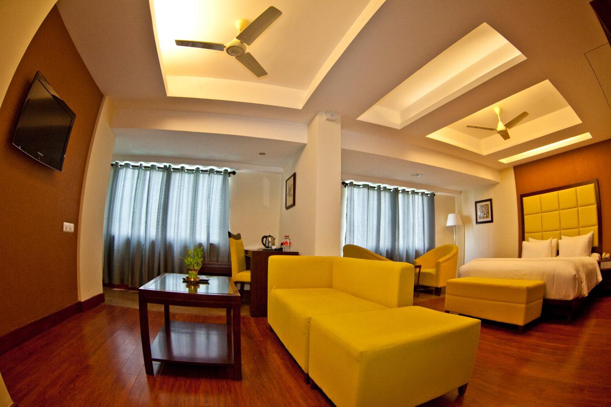 Paramount Tower Kozhikode Esterno foto