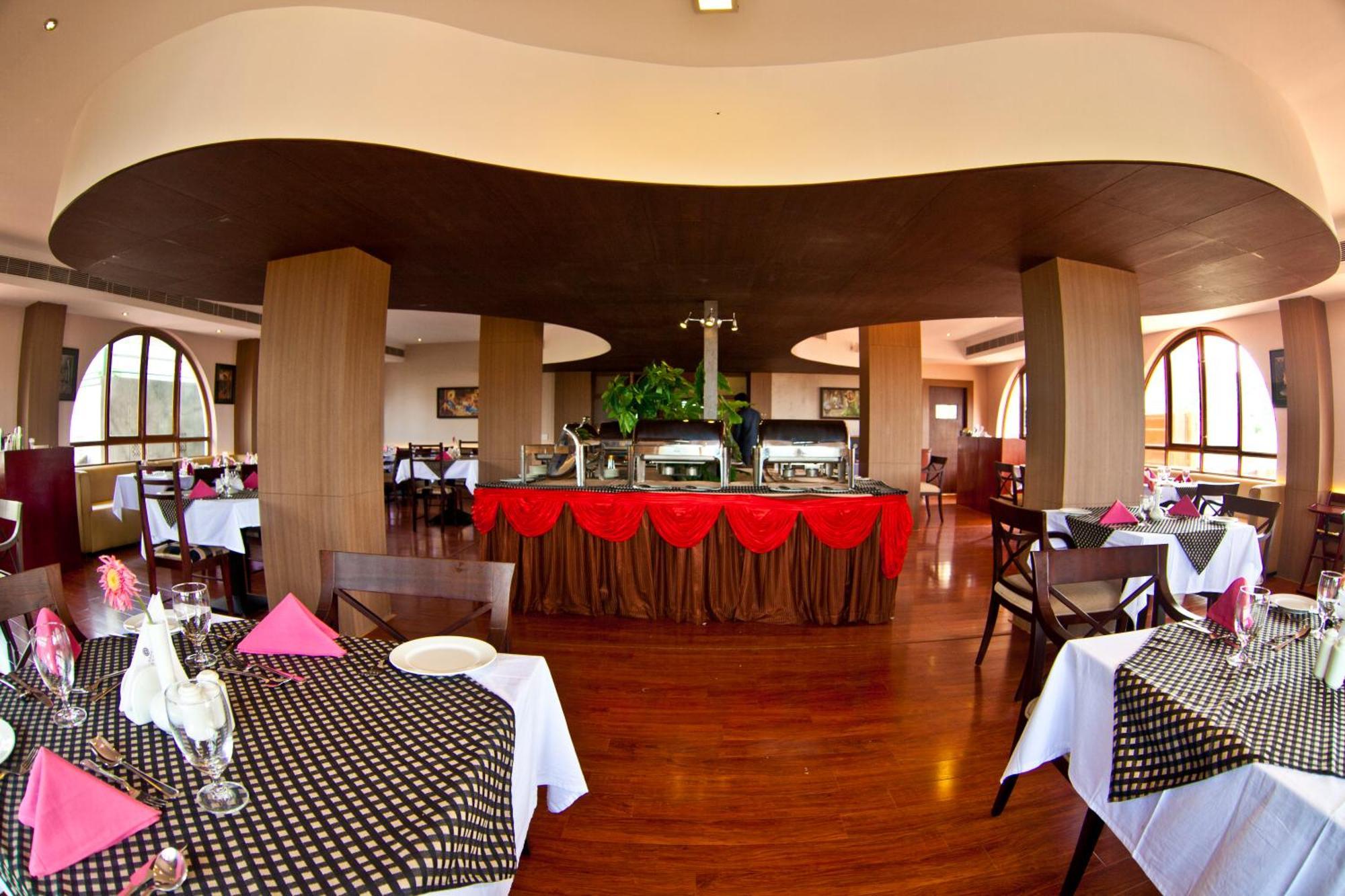 Paramount Tower Kozhikode Esterno foto