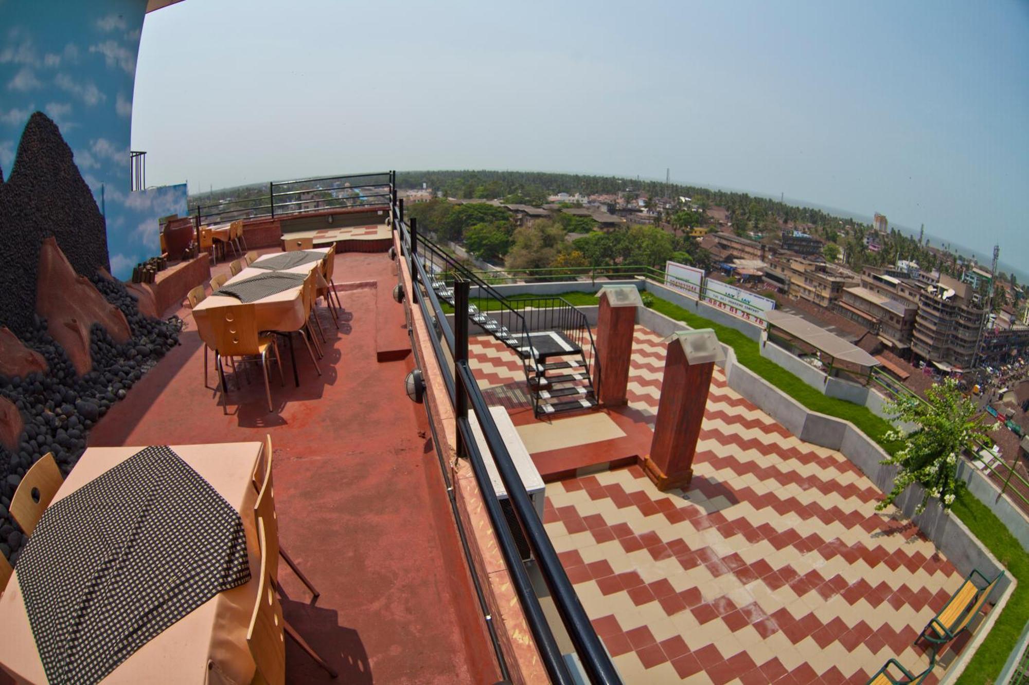 Paramount Tower Kozhikode Esterno foto