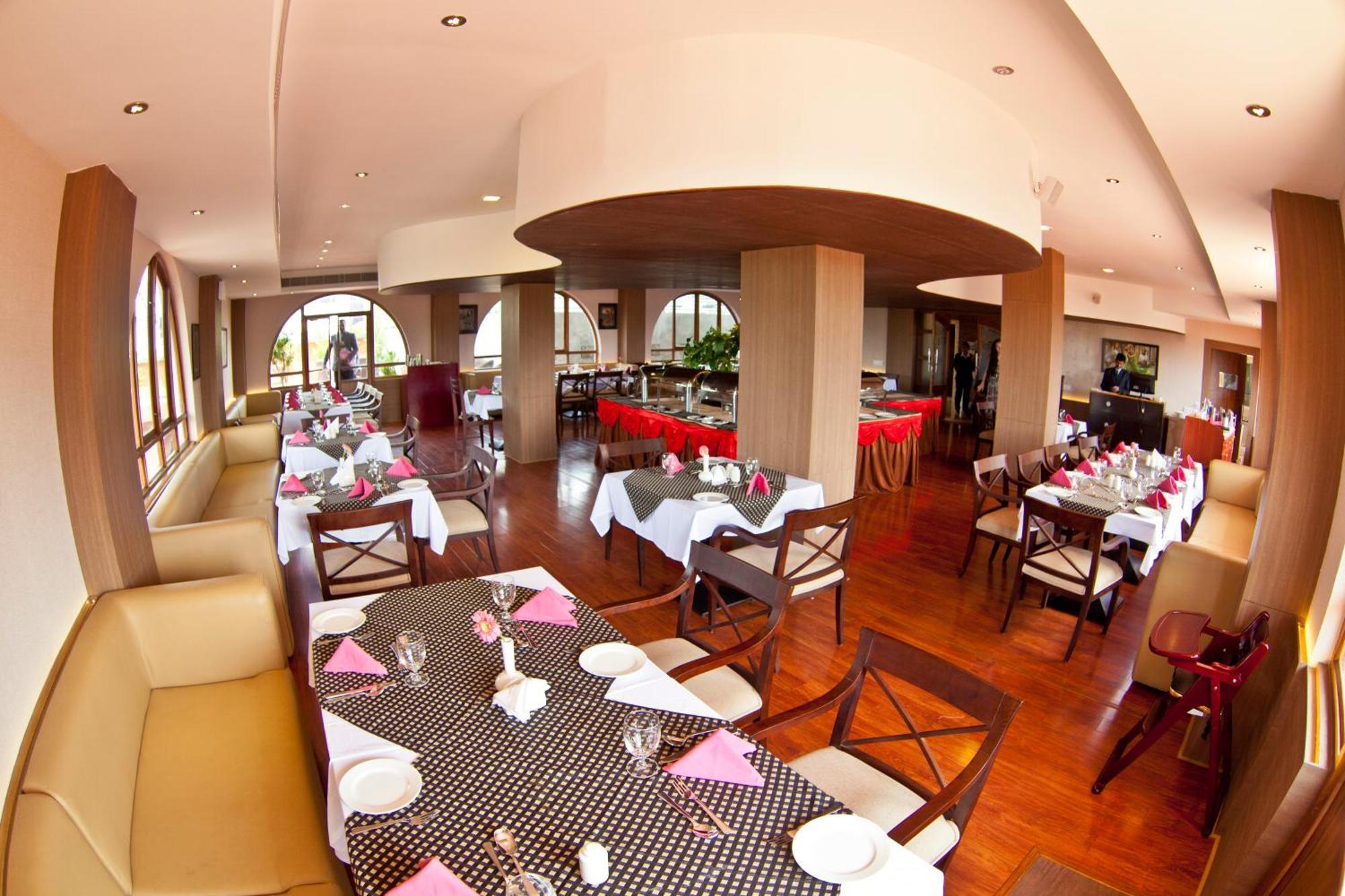 Paramount Tower Kozhikode Esterno foto